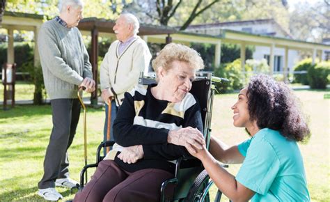 What to Expect from Memory Care Facilities